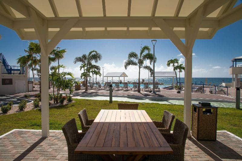 Hilton Vacation Club Flamingo Beach St. Maarten 3