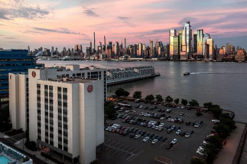 Sheraton Lincoln Harbor