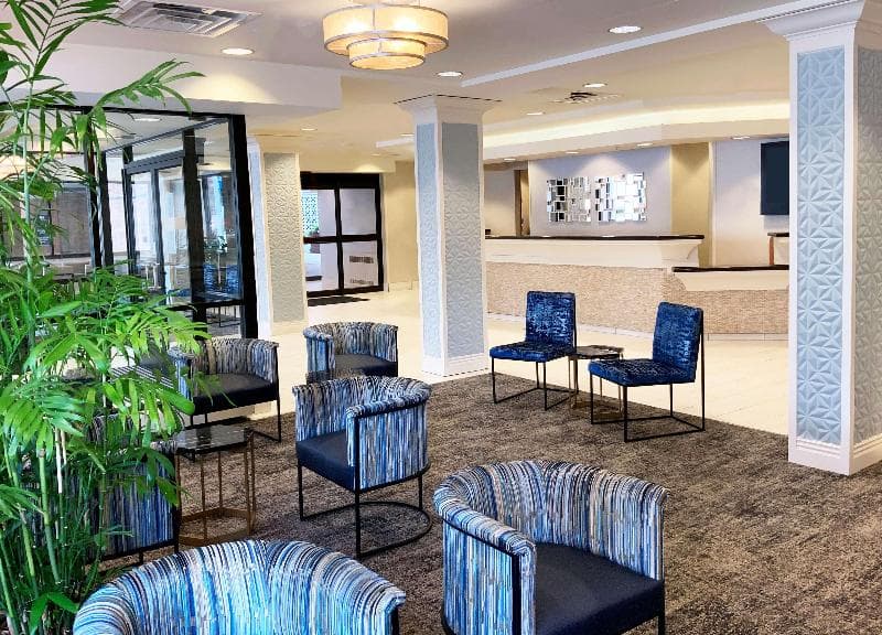 DoubleTree by Hilton Hotel Milwaukee Downtown 3