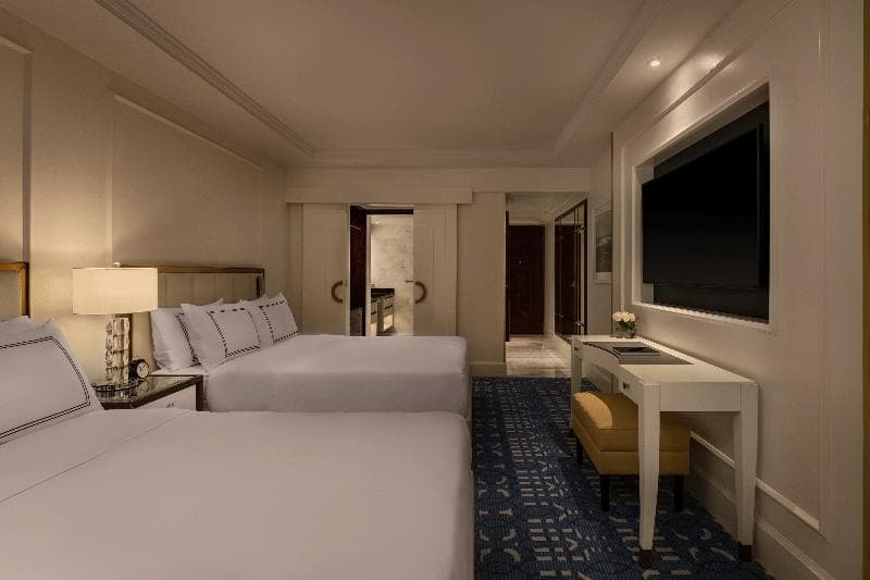 AZUR Legacy Collection Hotel