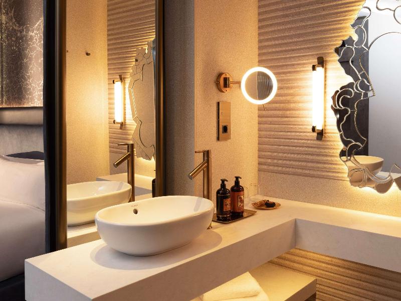 SLS Barcelona Hotel 4
