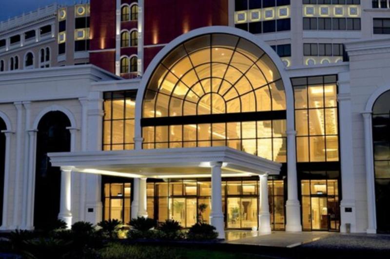 The Ritz-carlton Abu Dhabi, Grand Canal 4