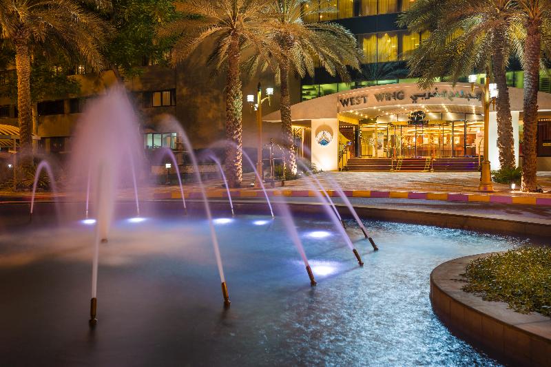 Erth Abu Dhabi 1
