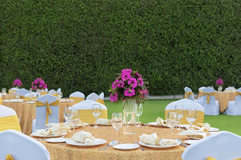 DoubleTree by Hilton Agra 1