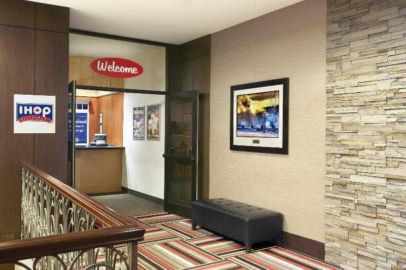 Wyndham Fallsview Hotel 5
